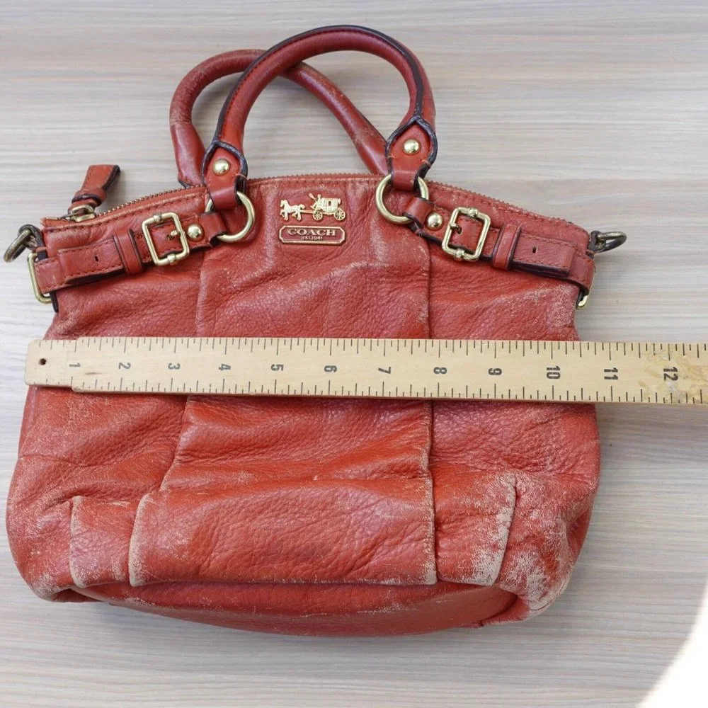 COACH Madison Bag Womens Red Leather Satchel Retro Indie Quiet Luxury M DEFECTS